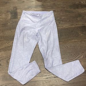 COPY - Lilac New Balance cropped leggings
